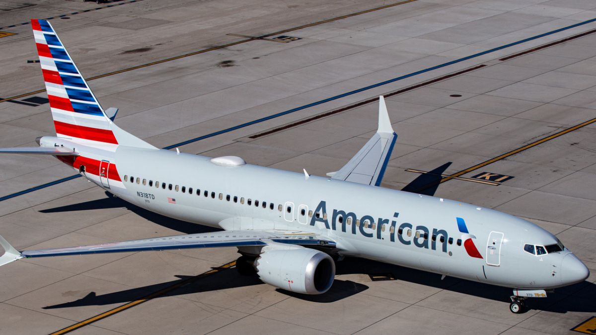 A American Airlines é uma das que exigem que os passageiros de maior porte comprem um assento adicional