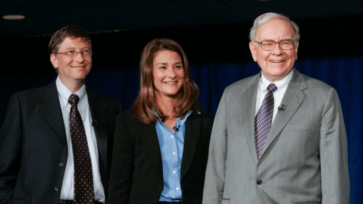 Bill e Melinda Gates, e Warren Buffett, responsáveis por lançar em 2010 o Giving Pledge