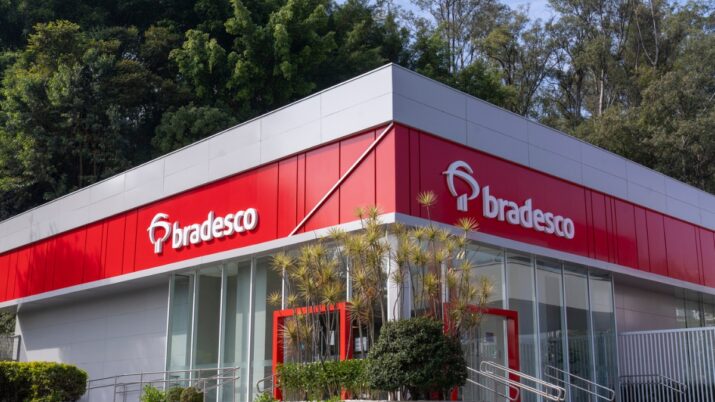 Fachada de agência do Bradesco (BBDC4).