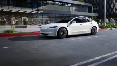 O novo Model 3 Standard custará US$ 38.630 (cerca de R$ 218 mil)