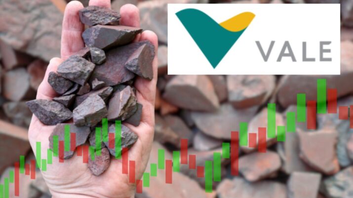 Montagem traz um fundo com minério de ferro, uma mão segurando um punhado de minério do lado esquerdo, um gráfico em vermelho e verde na parte inferior e o logo da Vale na parte superior direita.