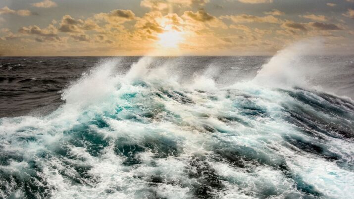 Mar agitado, de ressaca