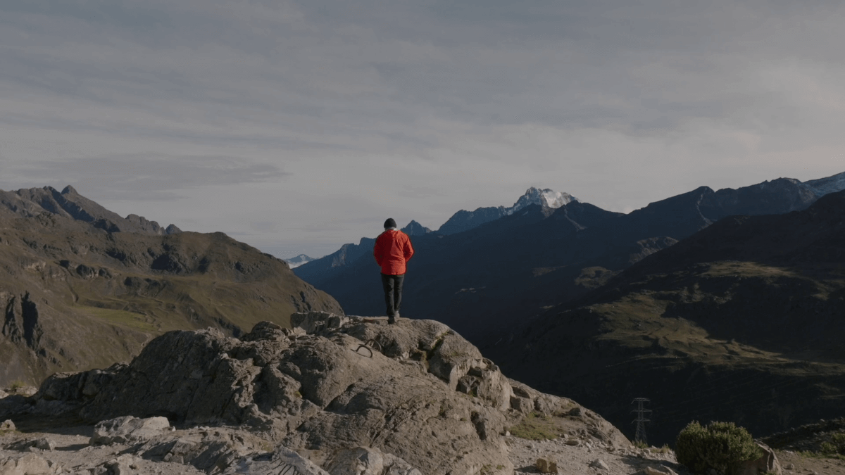 Rosier Alexandre no documentário 'O Engraxate que Escalou o Everest'