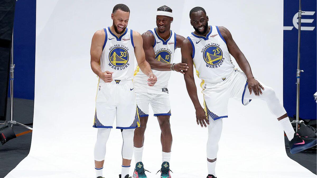 Stephen Curry, Jimmy Butler e Draymond Green, dos Golden State Warriors