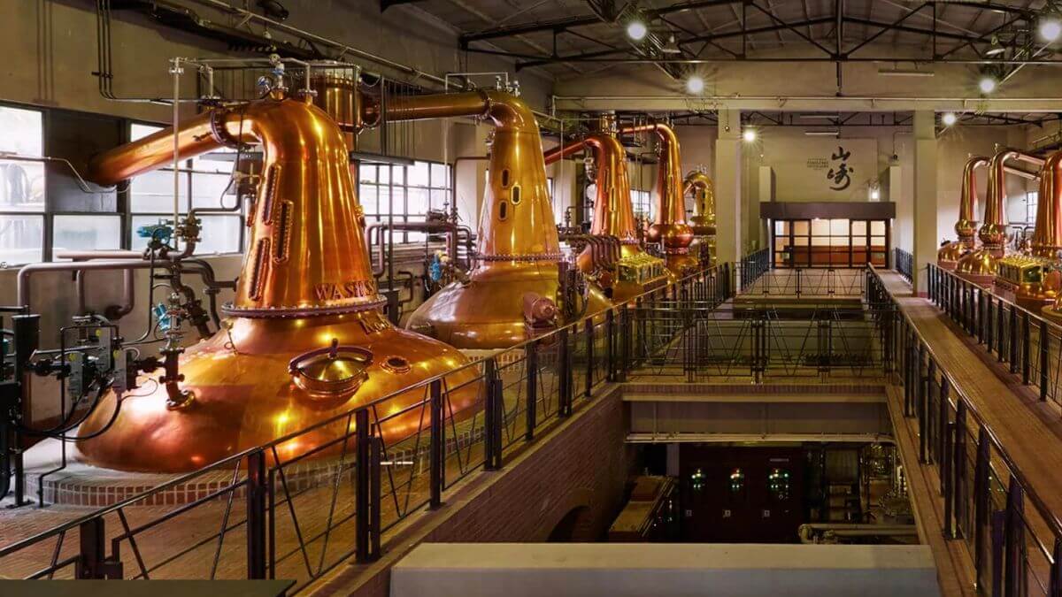 Por dentro da destilaria Yamazaki