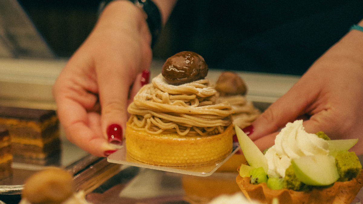 Criações exclusivas, ingredientes locais, rigor técnico francês e toque autoral definem as sobremesas da pop-up