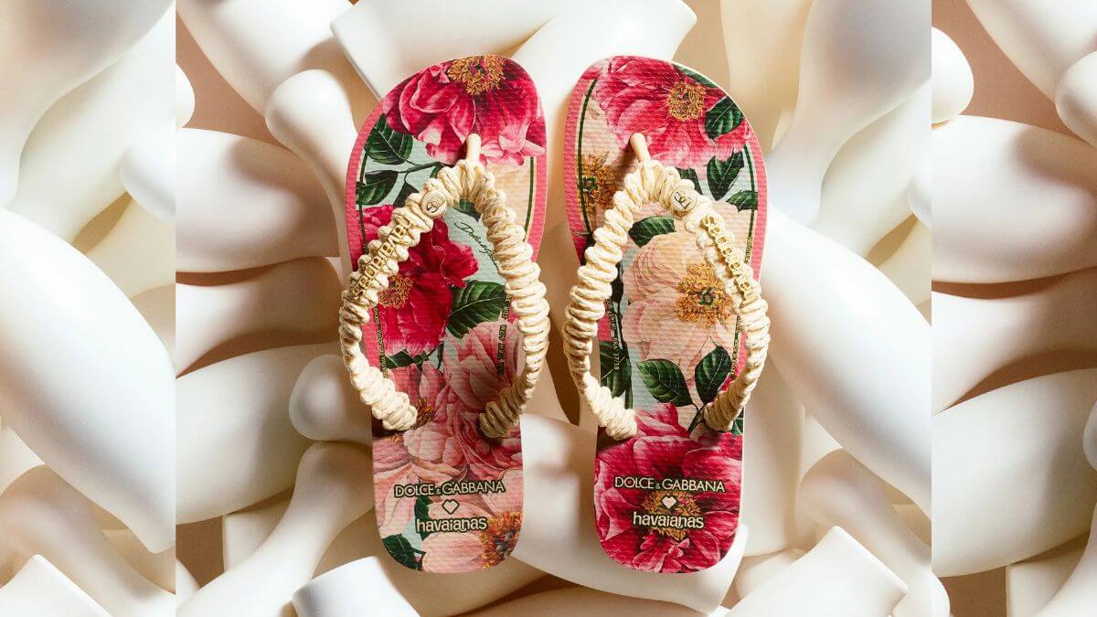 O modelo Florals da colaboração da Havaianas com a Dolce & Gabbana.