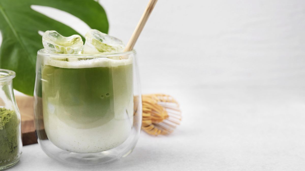 A popularidade nas redes sociais e maior preocupação com a saúde constirbuíram para a febre do matcha