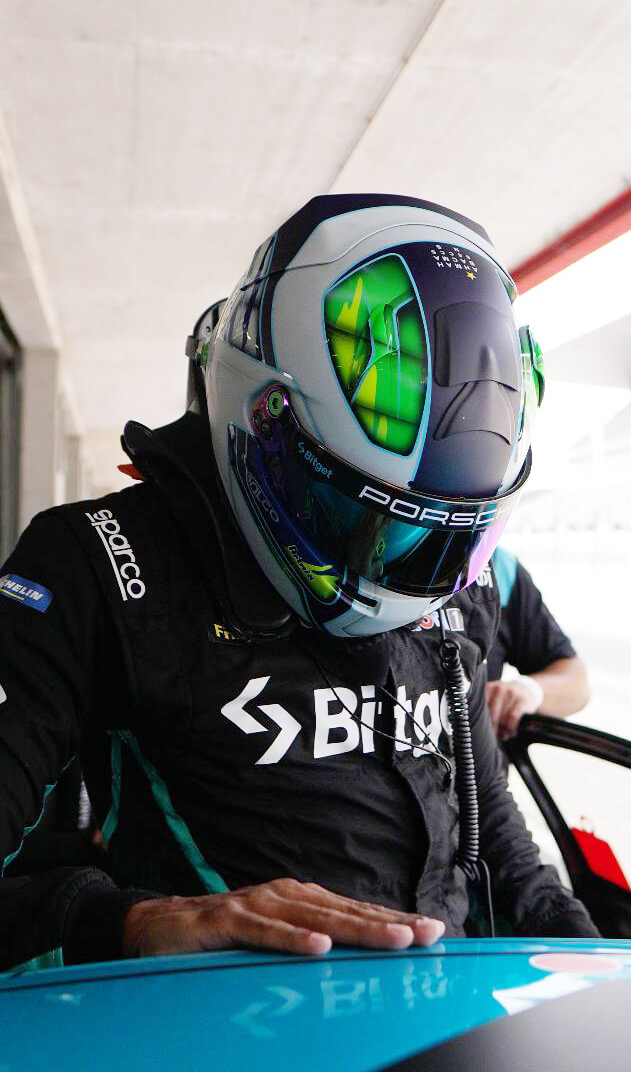 O piloto Flávio Sampaio