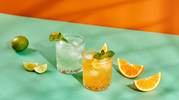 “Drink de cortisol” invadiu as redes sociais recentemente, prometido como um “remédio natural” contra o estresse; mas ele funciona?