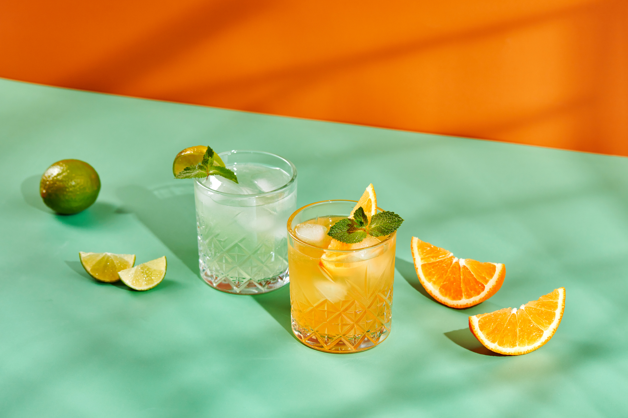 “Drink de cortisol” invadiu as redes sociais recentemente, prometido como um “remédio natural” contra o estresse; mas ele funciona?