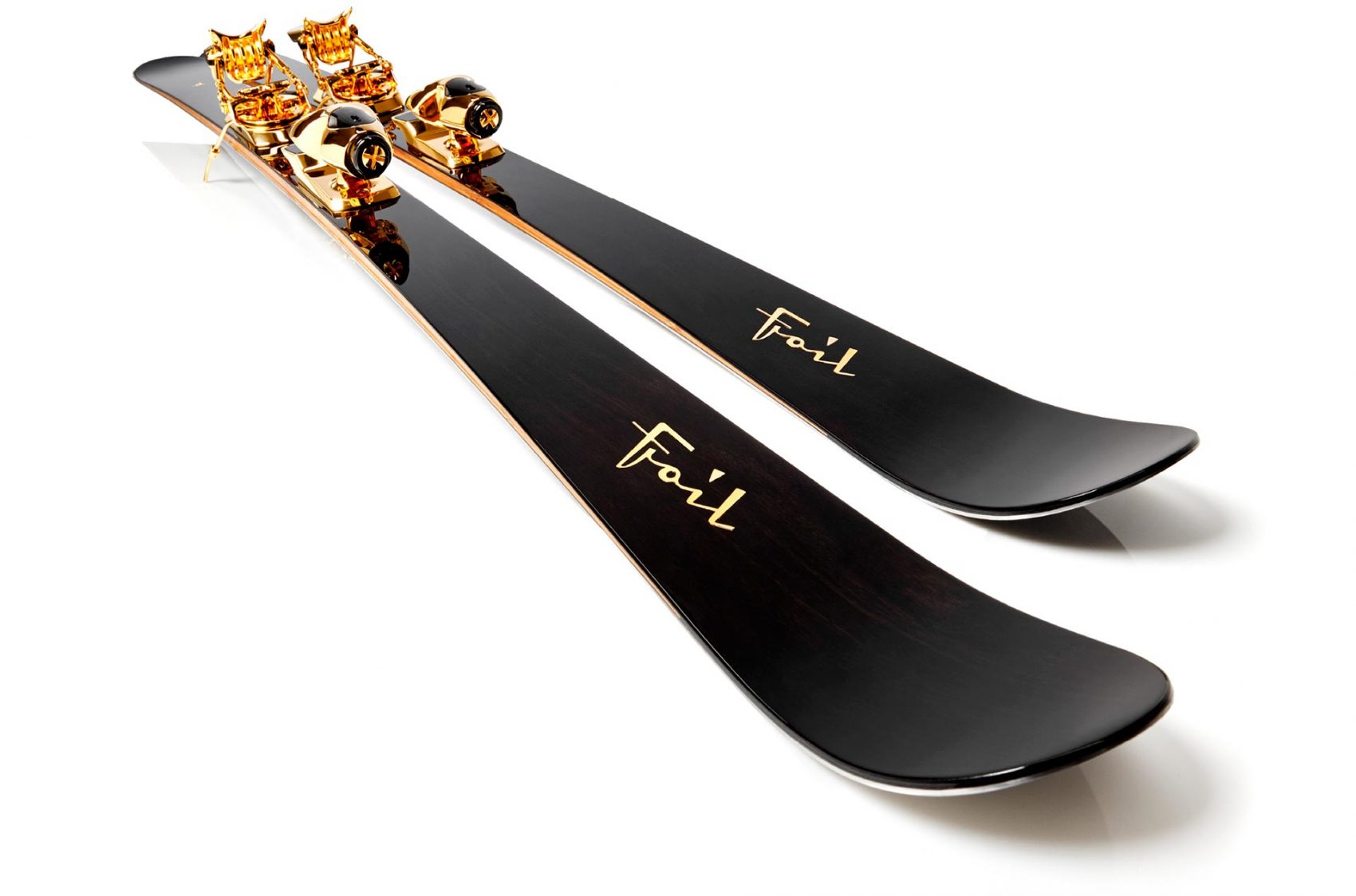 Modelo OroNero da Foil Skis