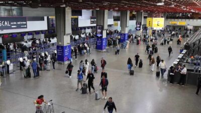 sagão no aeroporto internacional de guarulhos