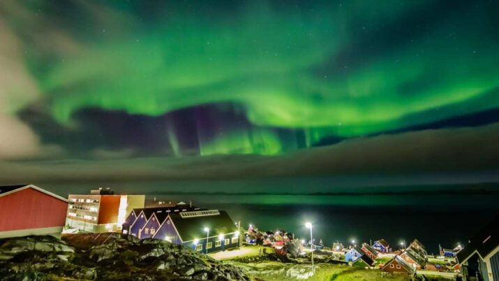 Aurora boreal em Nuuk, na Groenlândia