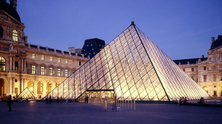 Museu do Louvre