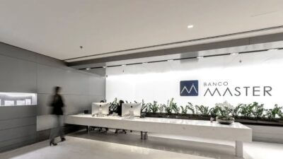Escritório do Banco Master.
