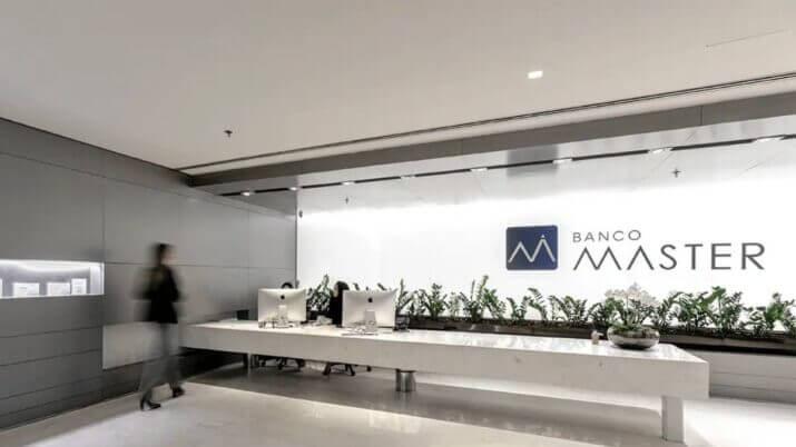 Escritório do Banco Master.