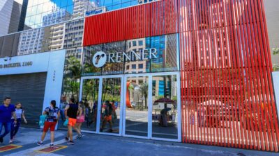 Loja de rua da Lojas Renner varejo comércio moda varejista