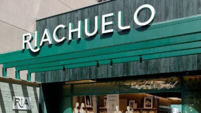 Letreiro da pop up store da Riachuelo no bairro de Pinheiros em São Paulo