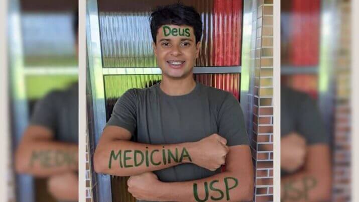 Sem computador e com cinco anos de preparação, jovem passa em 1º em medicina na USP