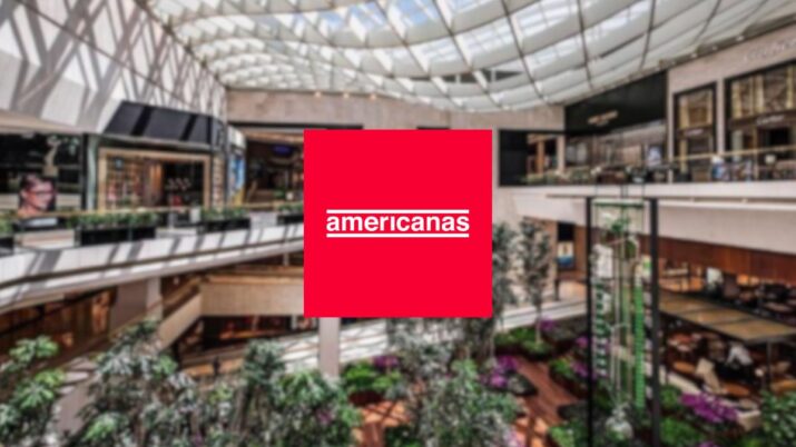 Logo da Americanas (AMER3) e, ao fundo, o Shopping Iguaemi, em São Paulo