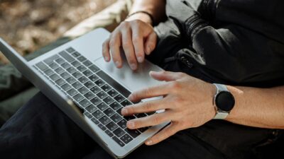 pexels-thirdman-5052285