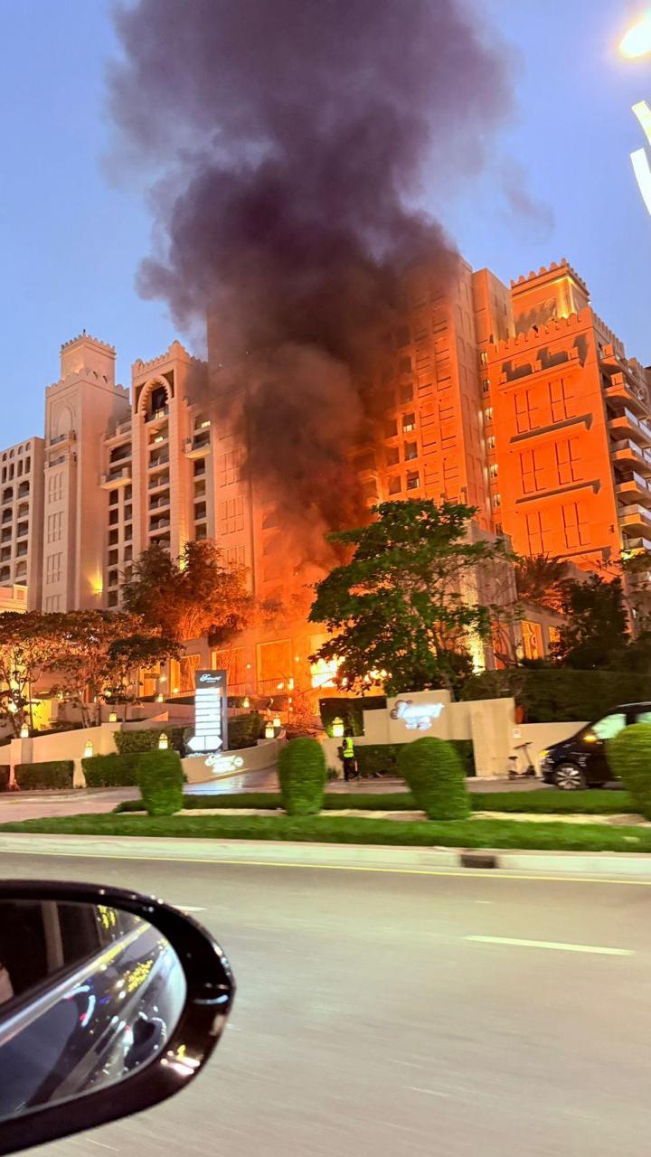 Fairmont The Palm Hotel, em Dubai: explosão e incêndio no entardecer de sábado (28)