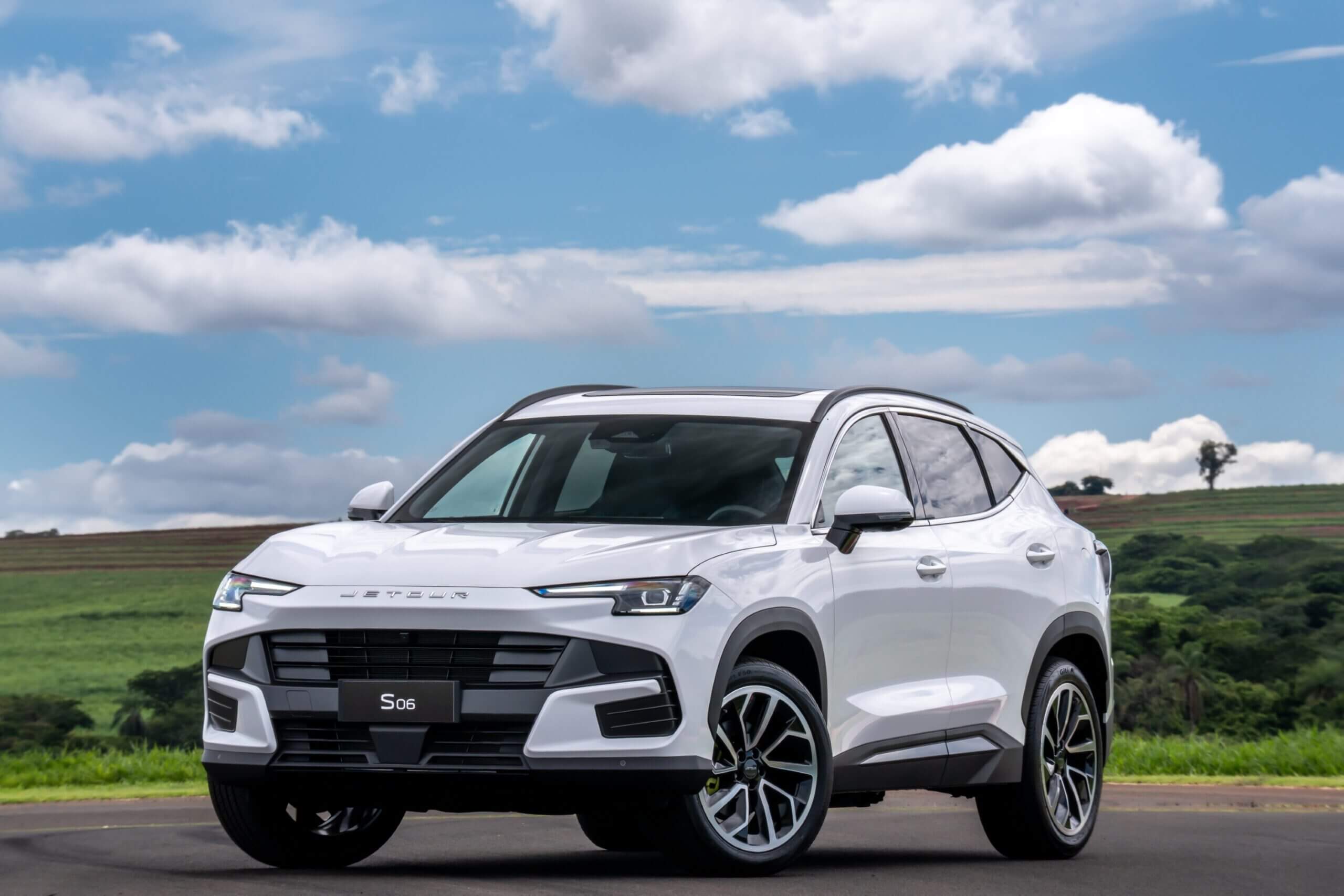 Jetour S06