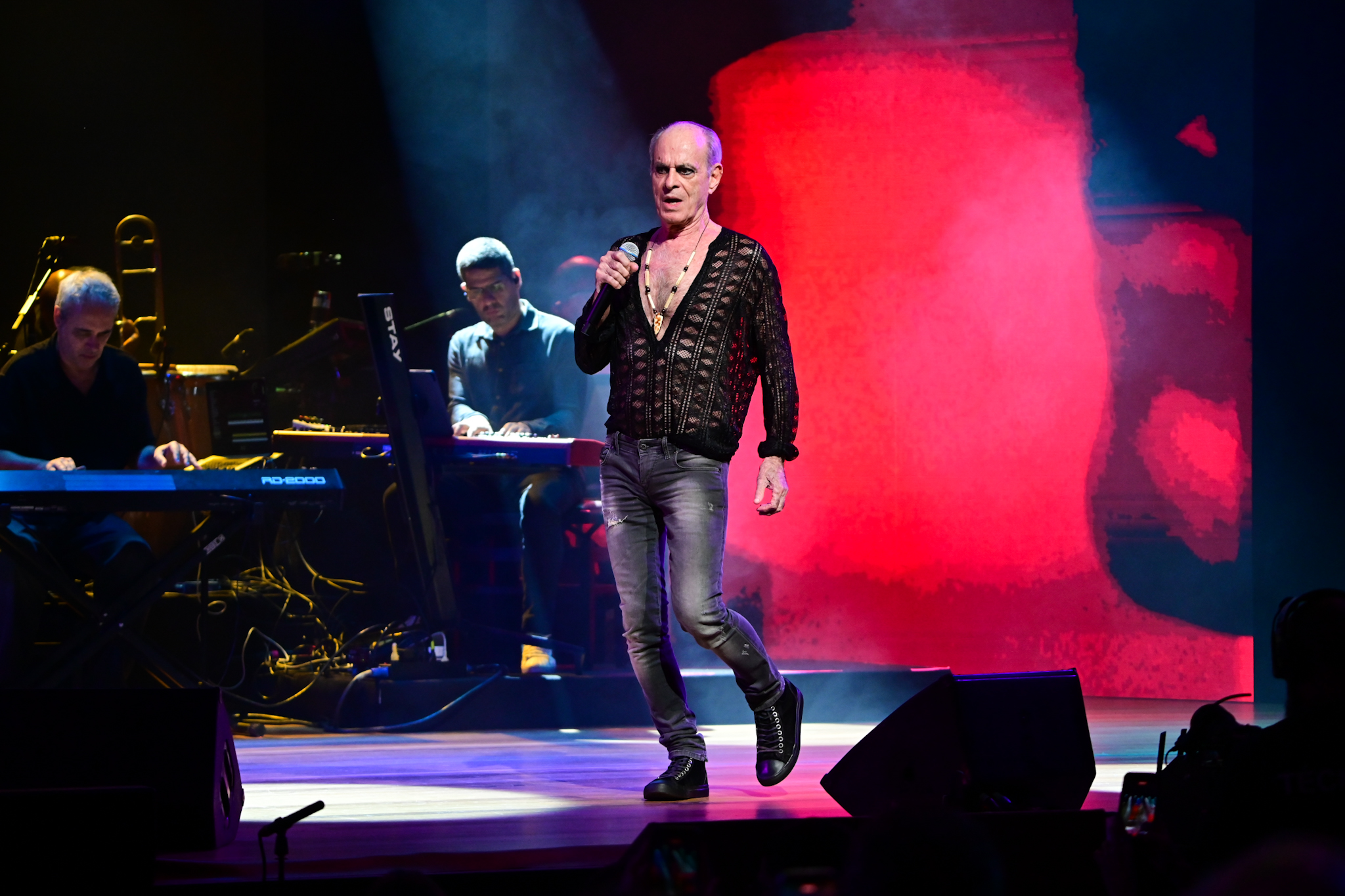 Ney Matogrosso homenageia Cazuza no palco do Prêmio BTG Pactual da Música Brasileira