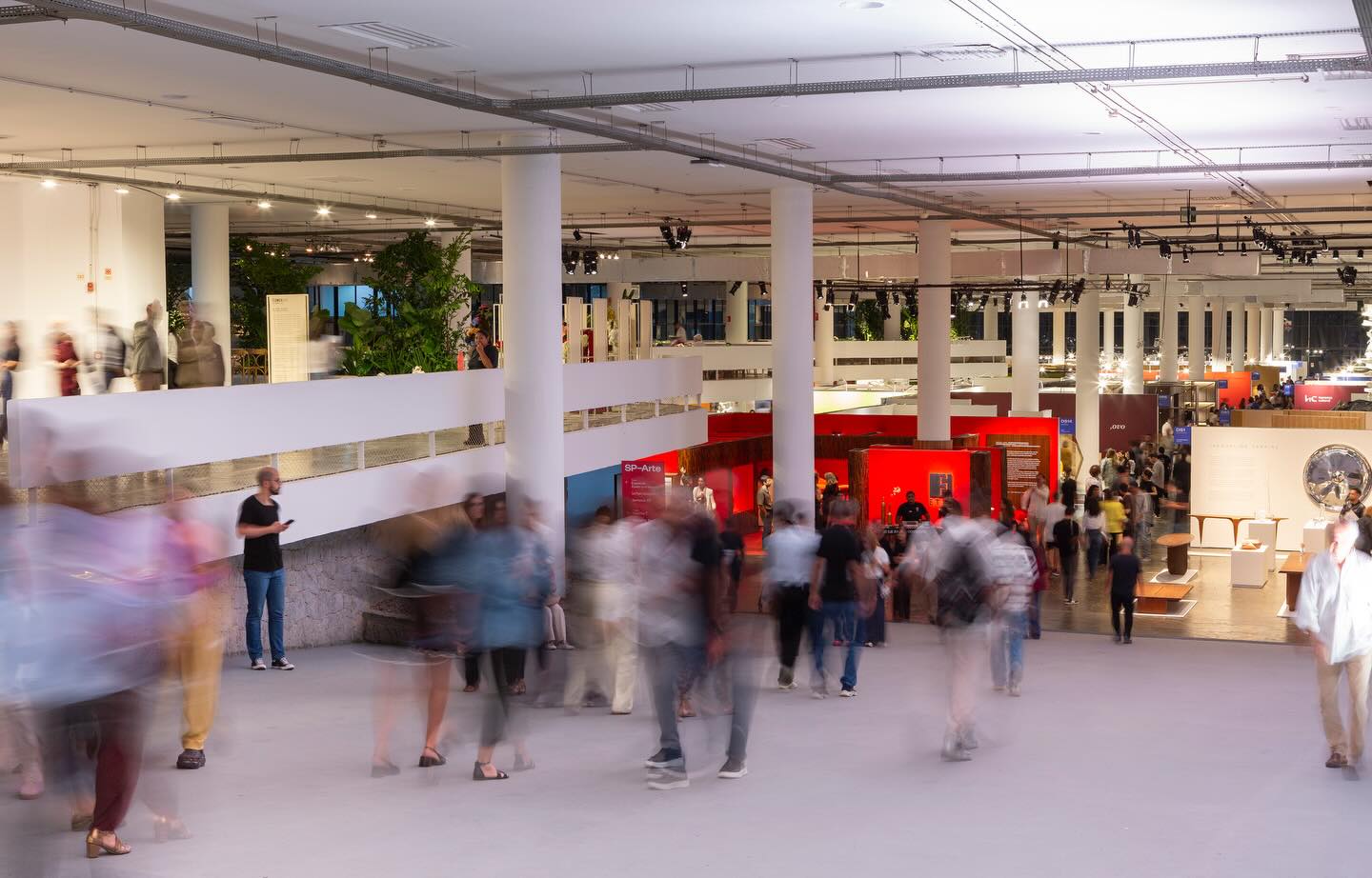 SP-Arte 2026: mercado em ebulição, mas pouco espaço para formação de público