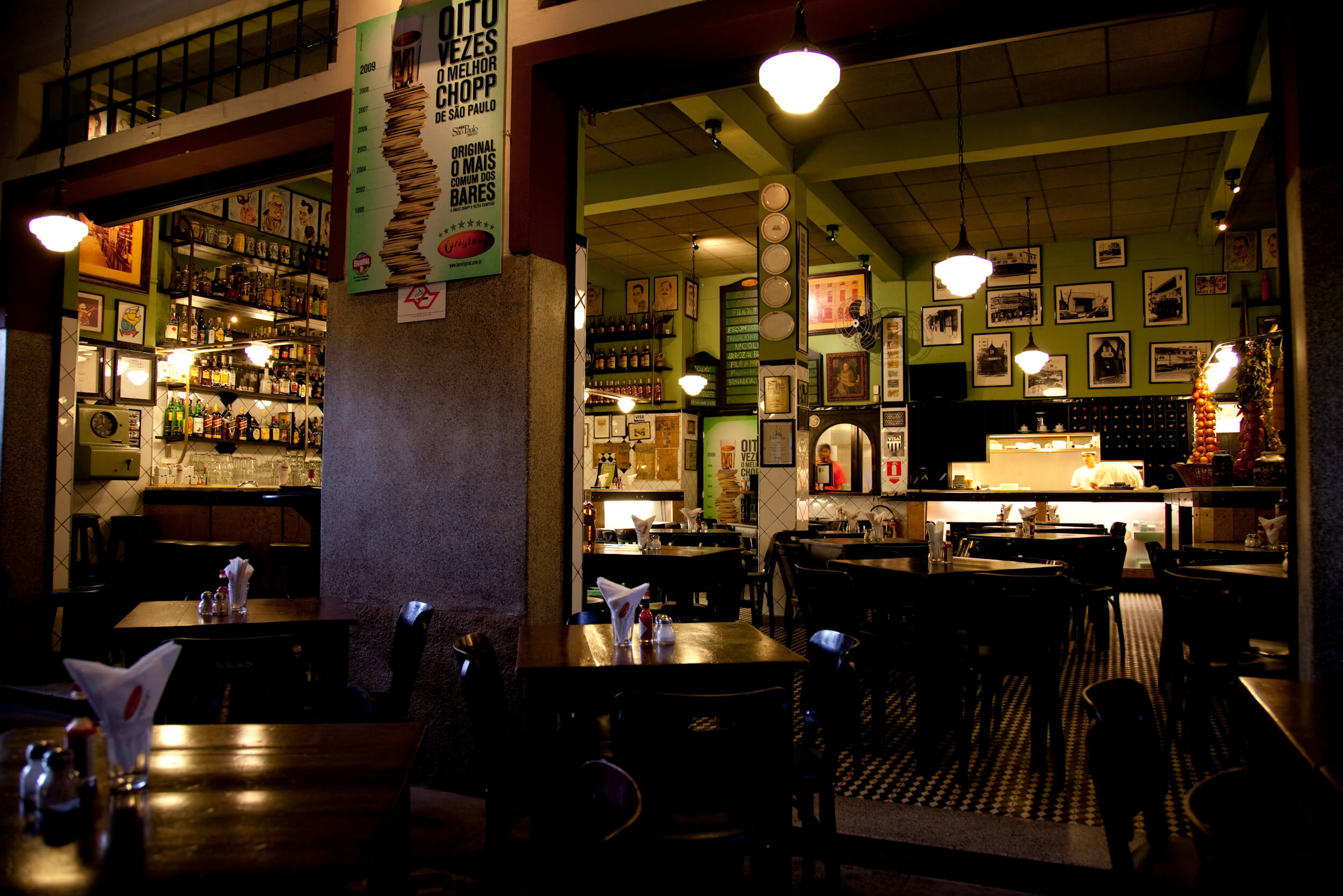 bar original