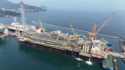 Plataforma P-79, da Petrobras, no estaleiro Hanwha Ocean, na Coreia do Sul