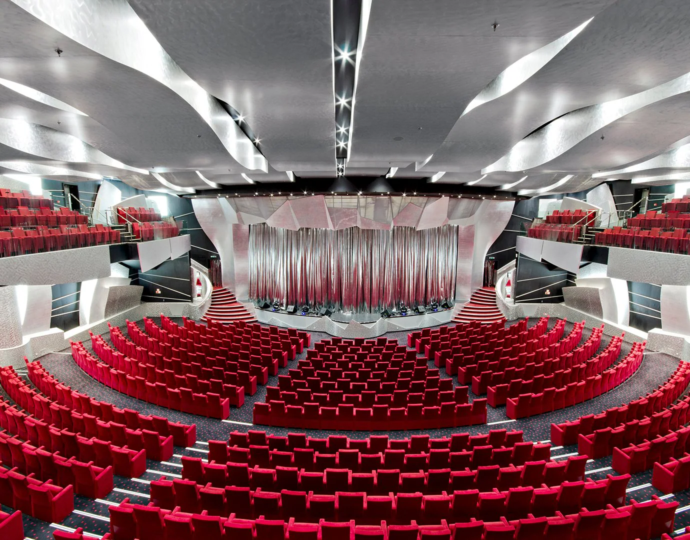 Teatro do navio MSC Divina