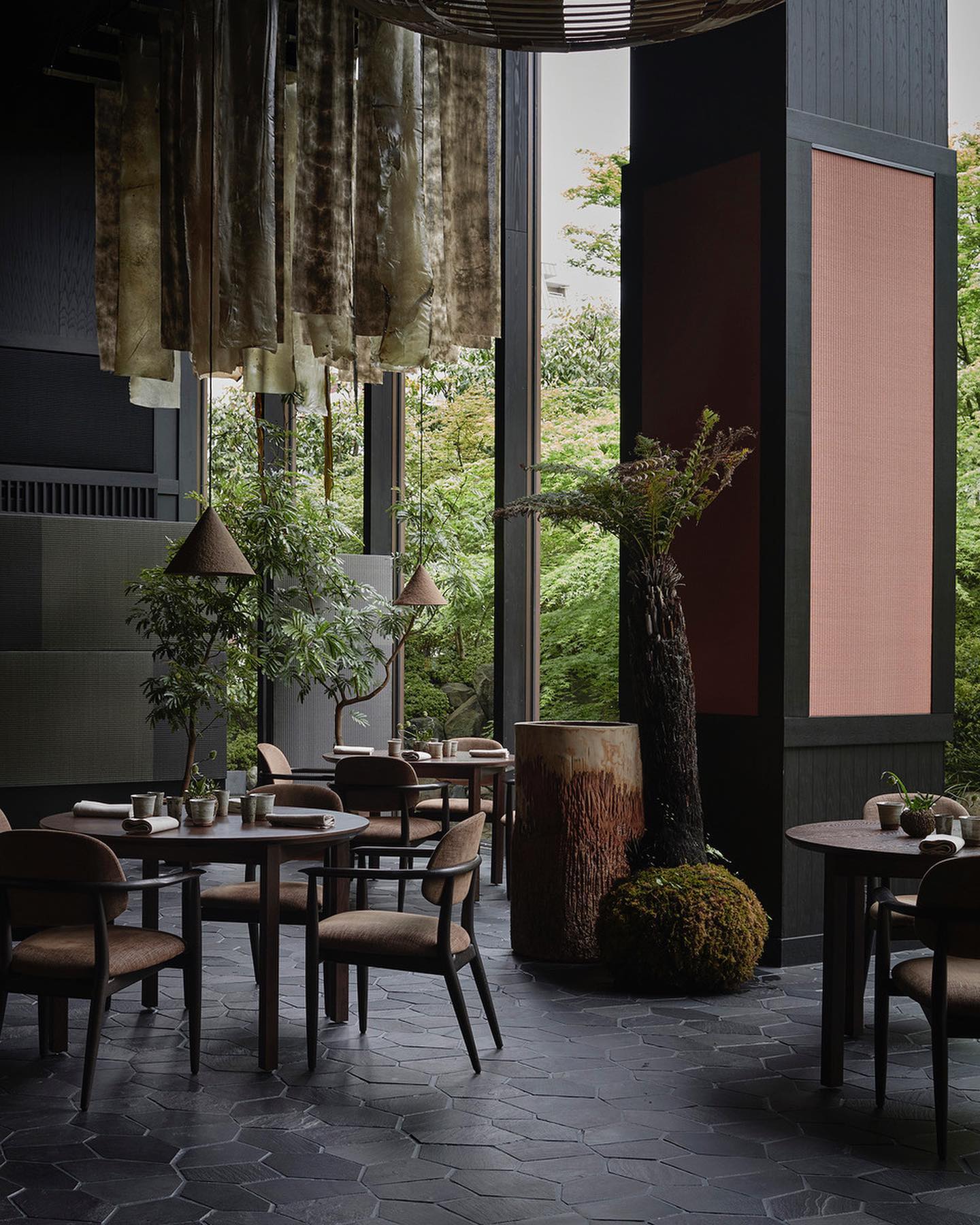 Restaurante Noma, na Dinamarca, tem 3 estrelas Michelin e foi eleito o melhor do mundo diversas vezes