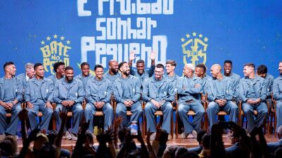 copa do mundo seleção brasileira delegçaão ricardo almeida uniforme traje alfaiataria