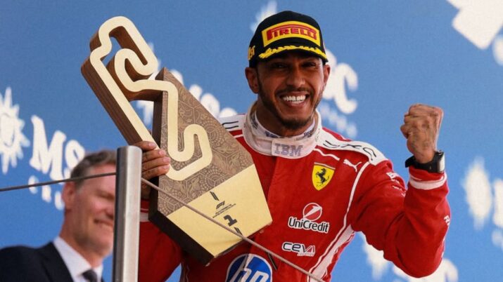 Lewis Hamilton no pódio do GP da Espanha com o Richard Mille RM 43-01 Ferrari no pulso