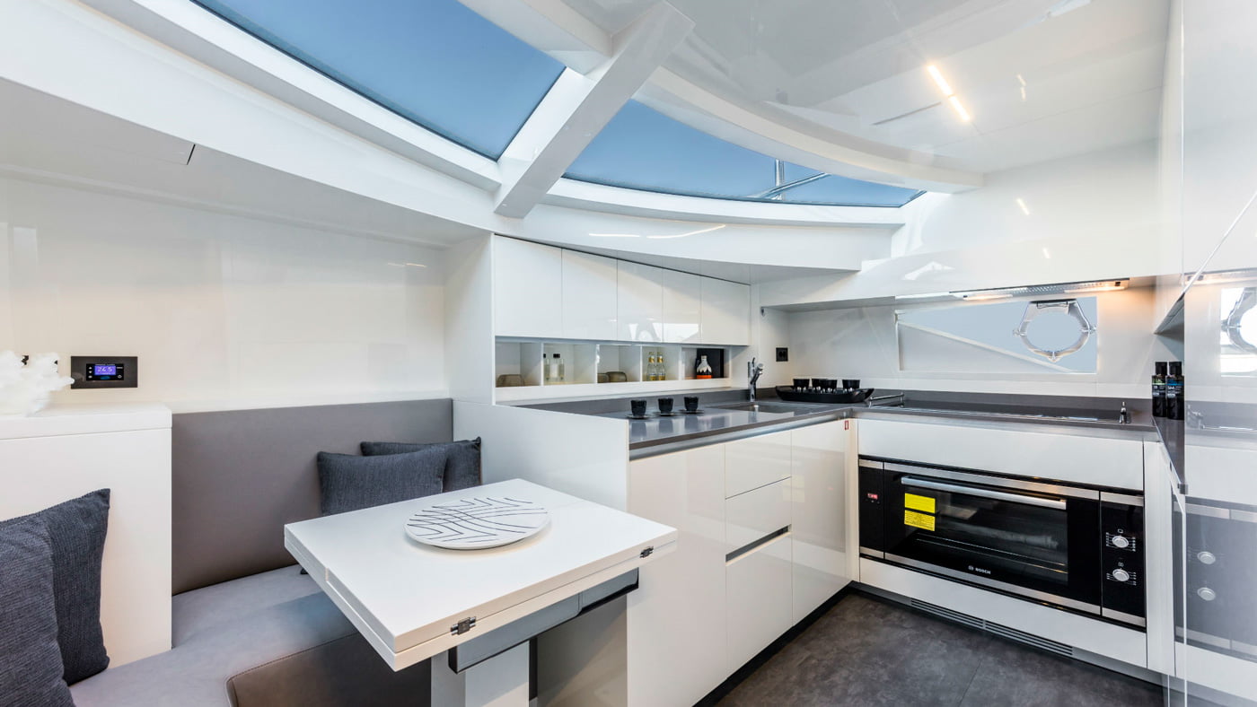 Cozinha do superiate 850 da Ferretti Yatchs 