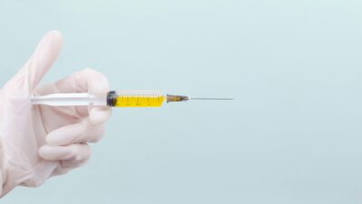 Injeção com tratamento anti rejuvenescimento