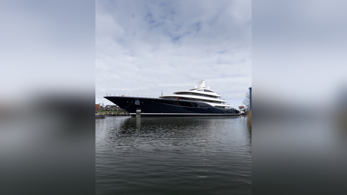 Feadship Project 1014, ou Destiny, comprada por Schwarzman por US$ 400 milhões.