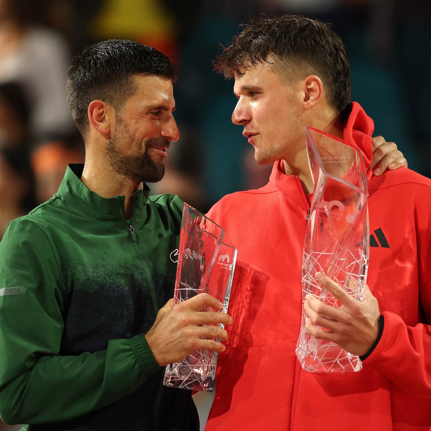 Novak Djokovic e Jakub Menšík no Miami Open