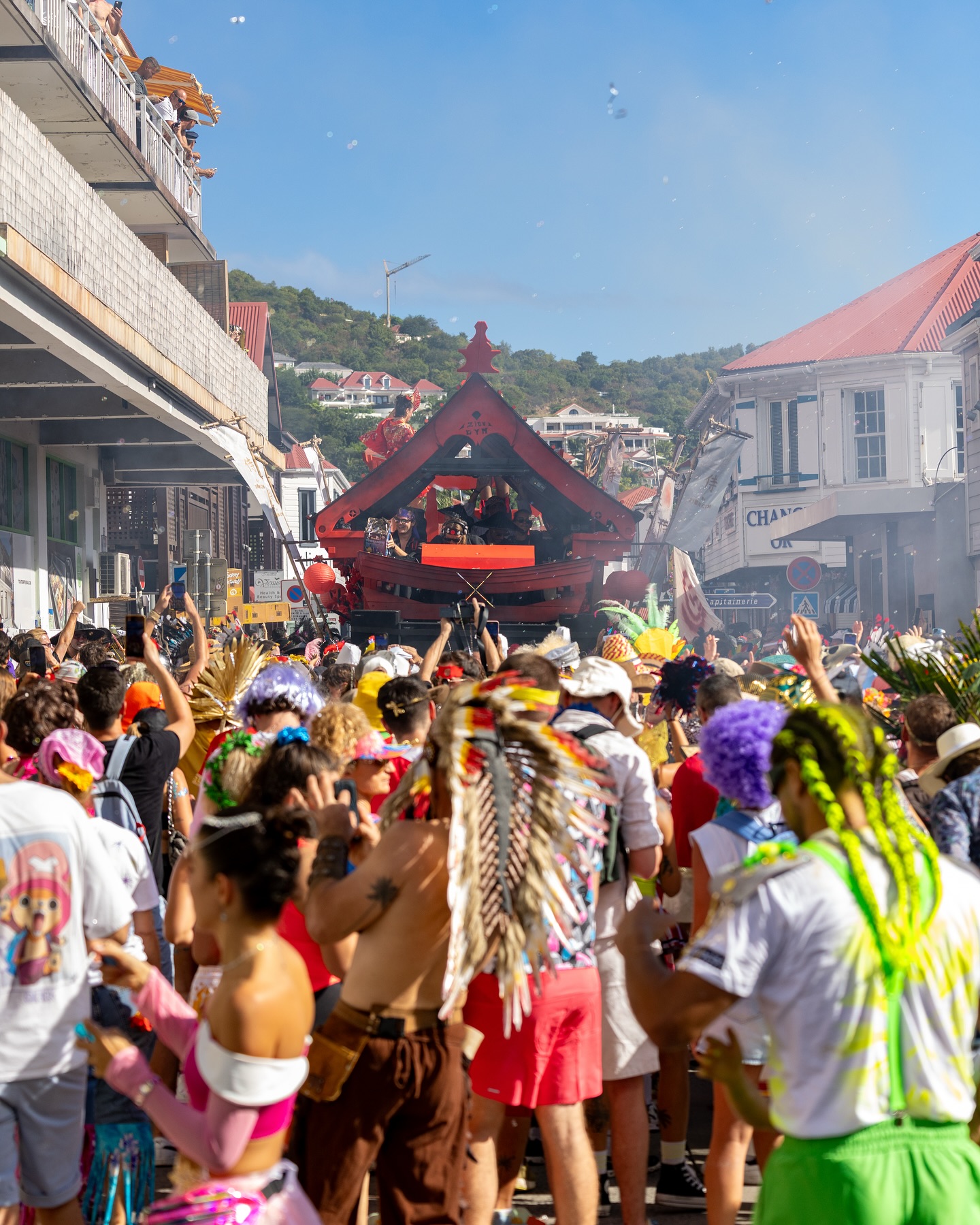Carnaval de St. Barth também ocorre em fevereiro, no entanto, há festivais o ano todo