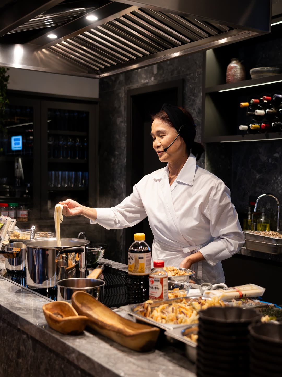 O prestigiado restaurante Aizomê, da da chef Telma Shimizu, serve enguia desde a abertura, em 2007