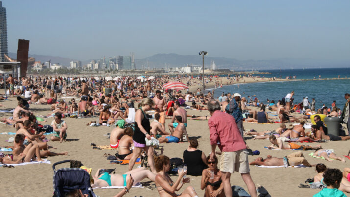 Barcelona quer limitar para até 16 milhões o número de turistas por ano