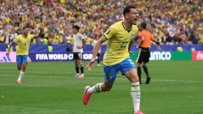 Gabriel Martinelli marca o segundo gol do Brasil