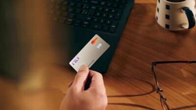Novo cartão Croma do Nubank.