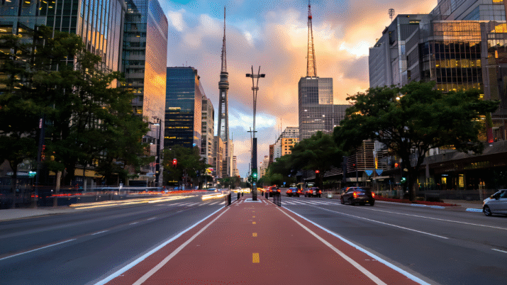 ID da foto:2221778565 feriado 9 de julho são paulo