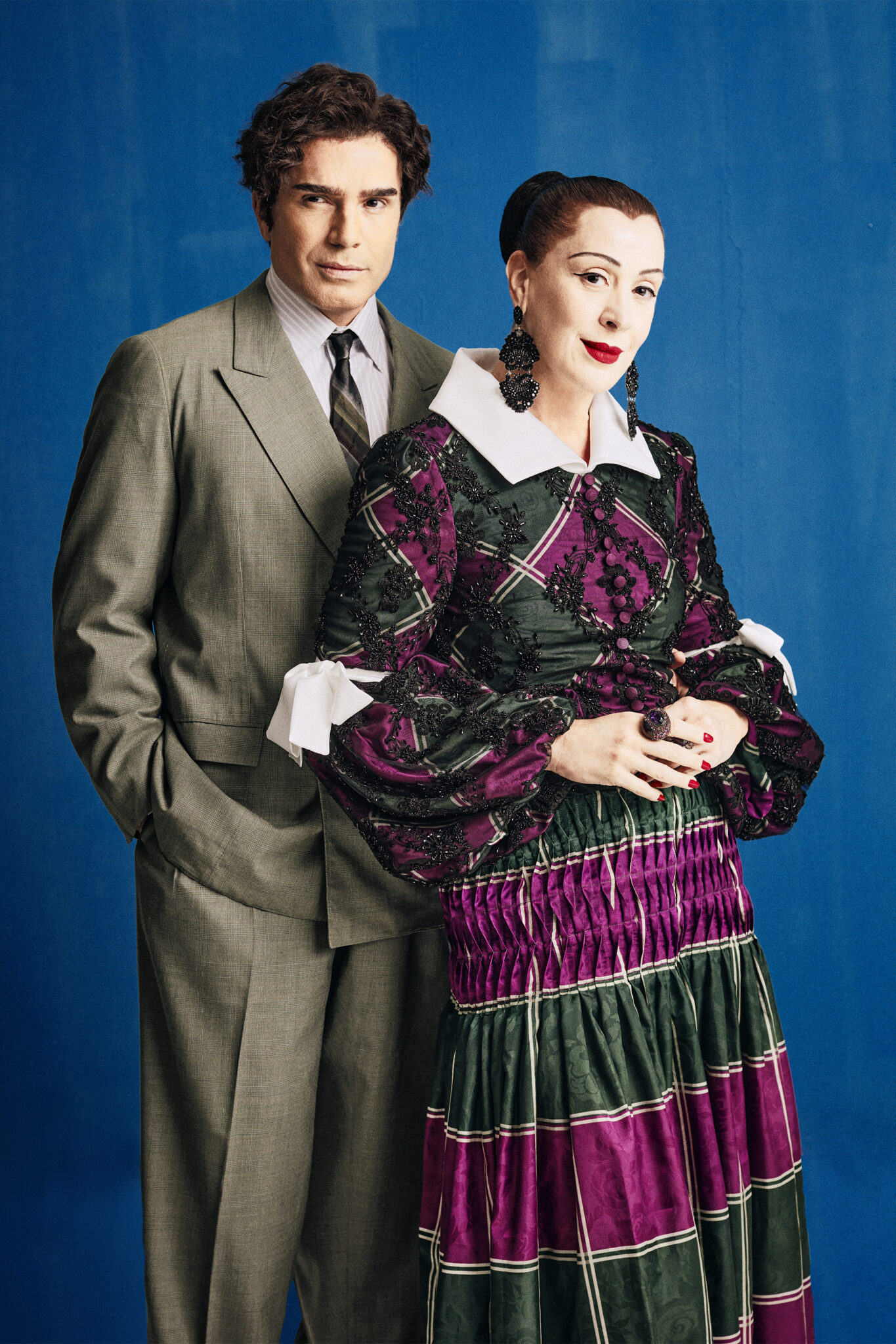 Jarbas Homem de Mello e Claudia Raia interpretam Oswald e Tarsila
