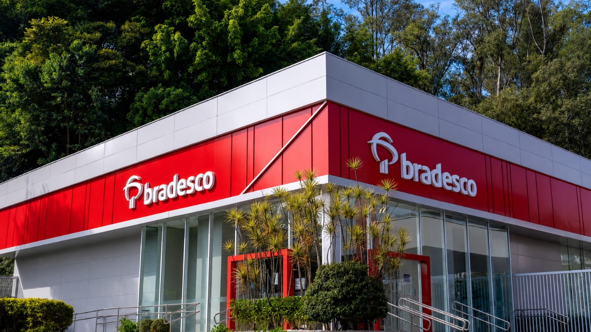 Fachada-de-agencia-do-Bradesco-BBDC4.jpg