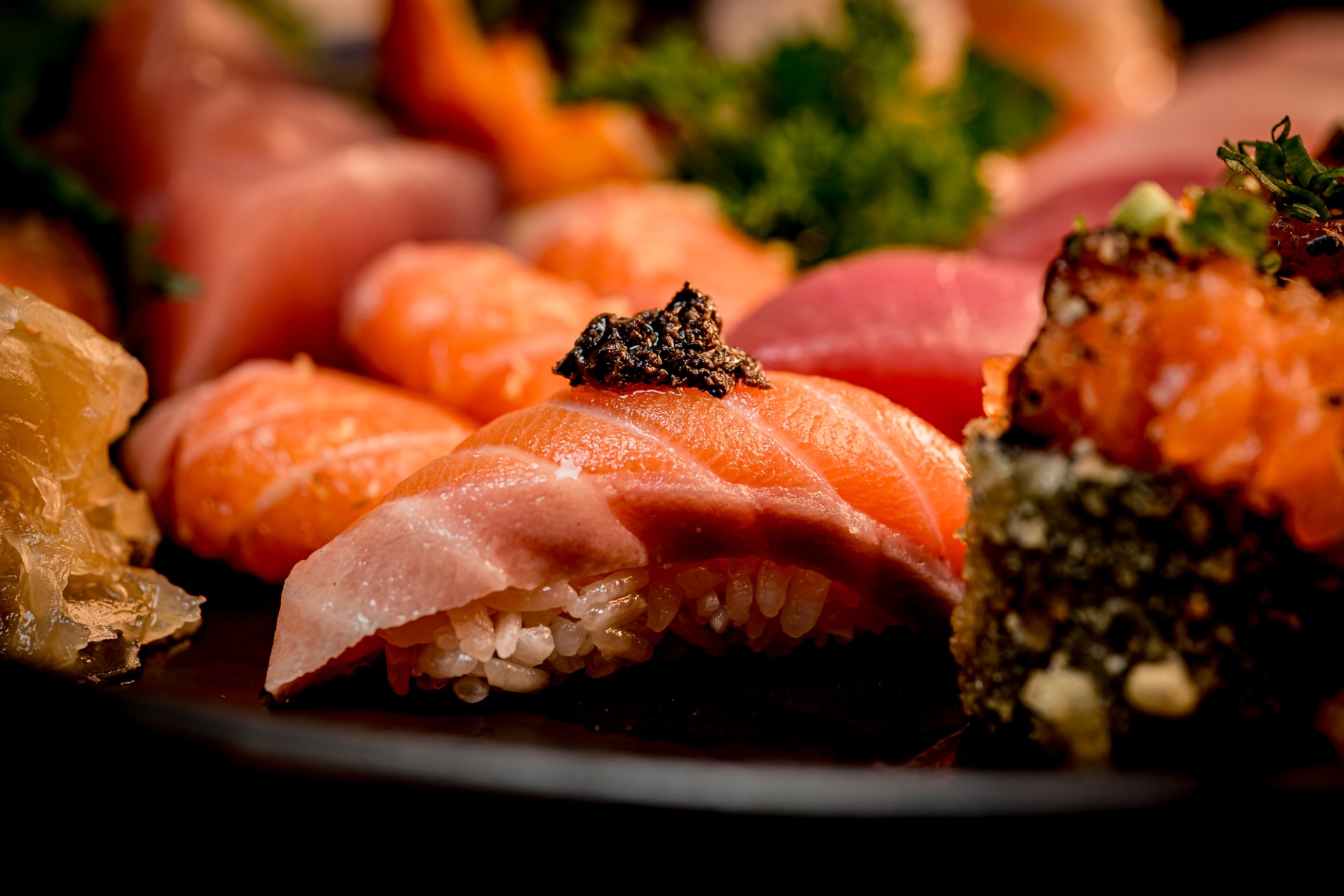 combinado de peças com arroz e peixe 