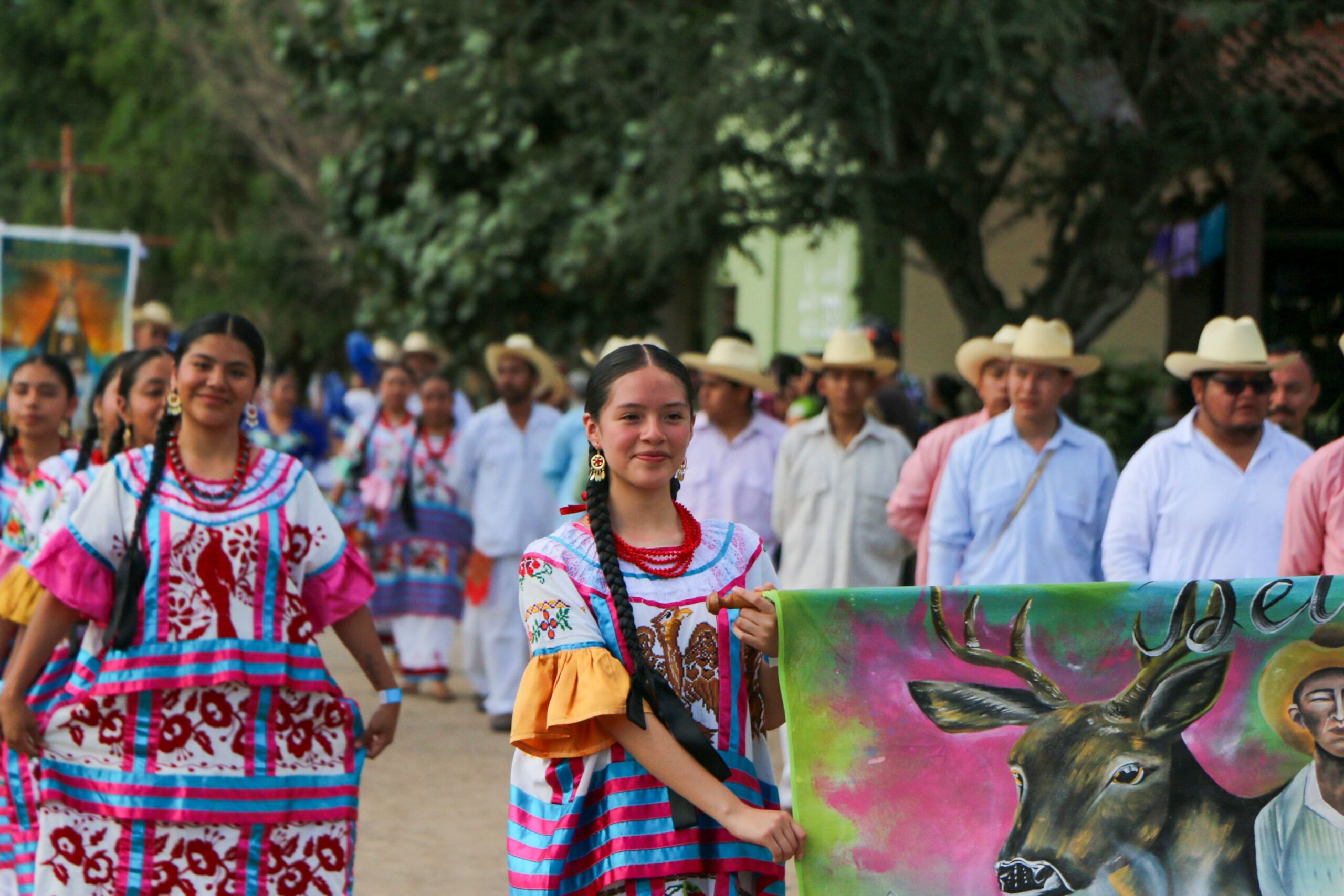 População mexicana em festival tradicional
